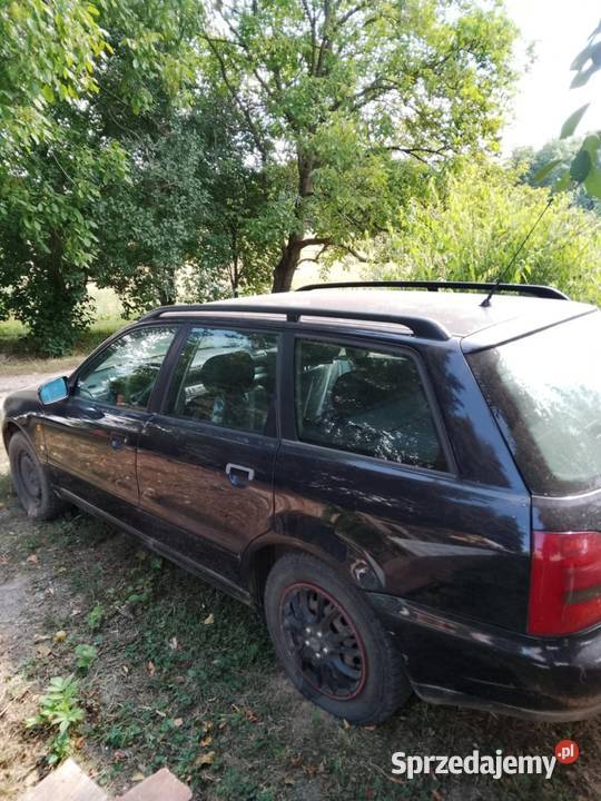Audi A4 B5 Rok produkcji 1997 Płonki