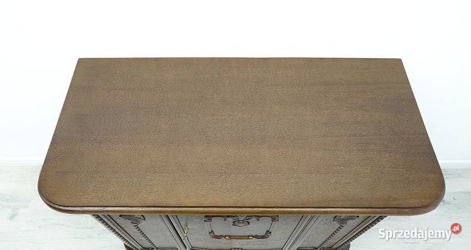 Antyczna komoda z początku XXw w stylu Jerka