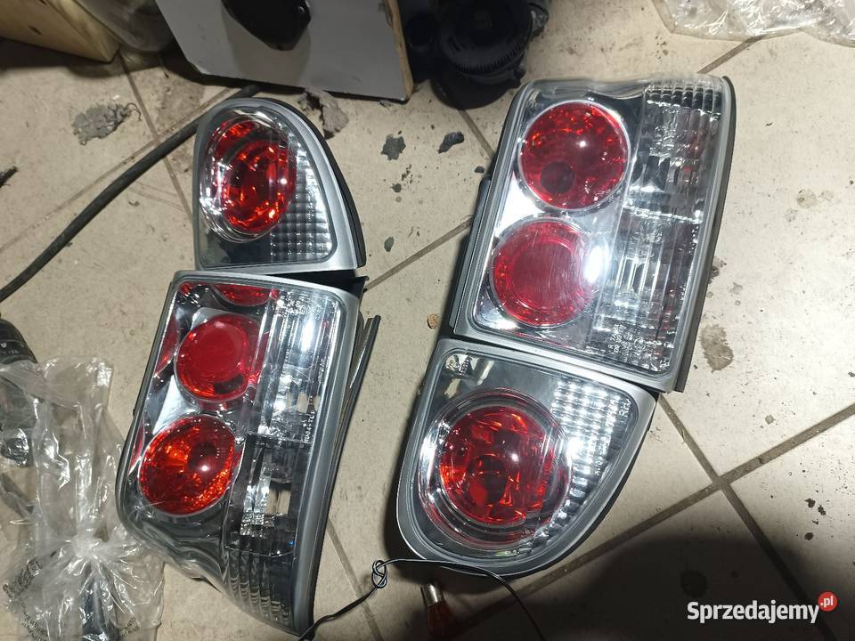 LAMPY TYLNE FORD ESCORT MK67 9500 HB KOMPLET Ostrów Wielkopolski