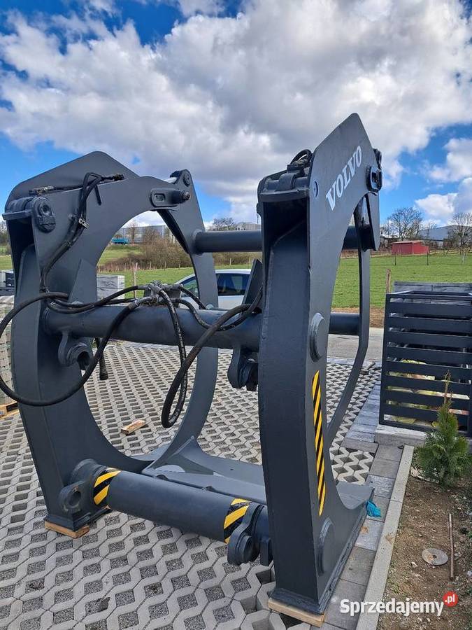 Sprzedam wielki chwytak do drewna Volvo liebherr