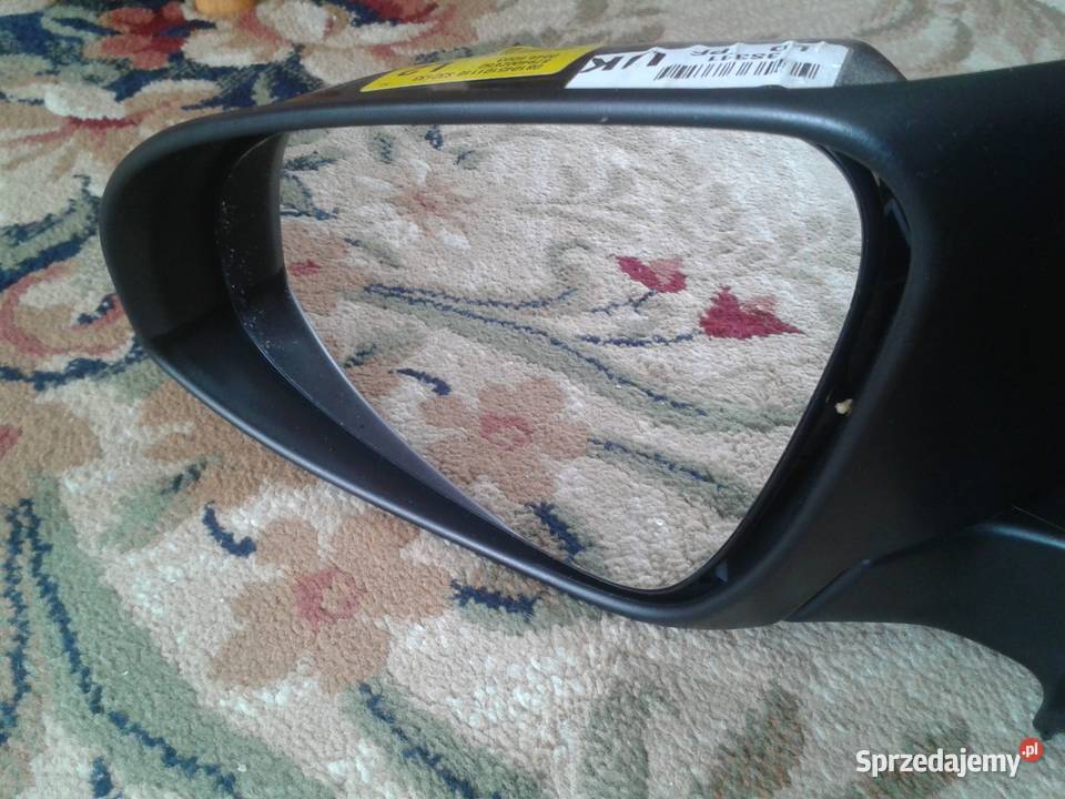 Lusterko lewe 9pn składane Auris Toyota osobowe Karoseria sprzedam