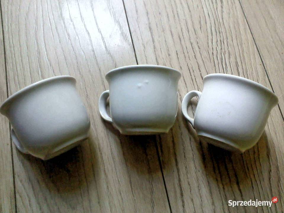 Filiżanki Pruszków białe