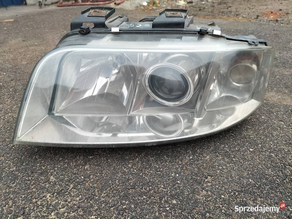 Reflektor Audi A6C5 Xenon Sieradz sprzedam