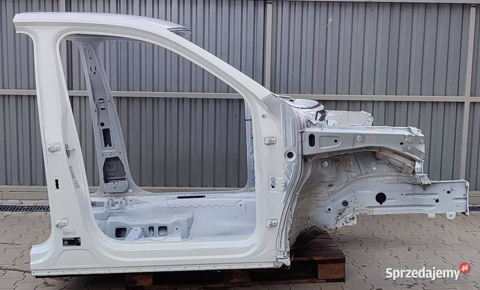 VW TIGUAN II ĆWIARTKA PRAWY PRZÓD SŁUPEK PRÓG