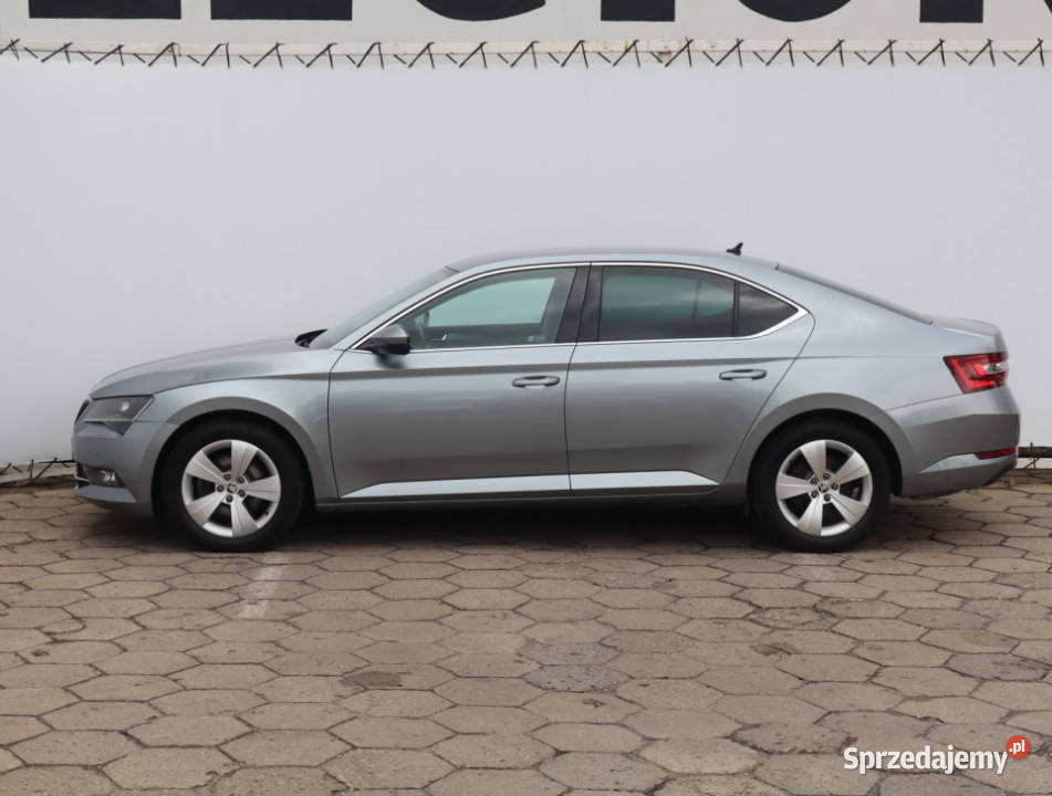 Skoda Superb 15 TSI centralny zamek Superb Łódź sprzedam