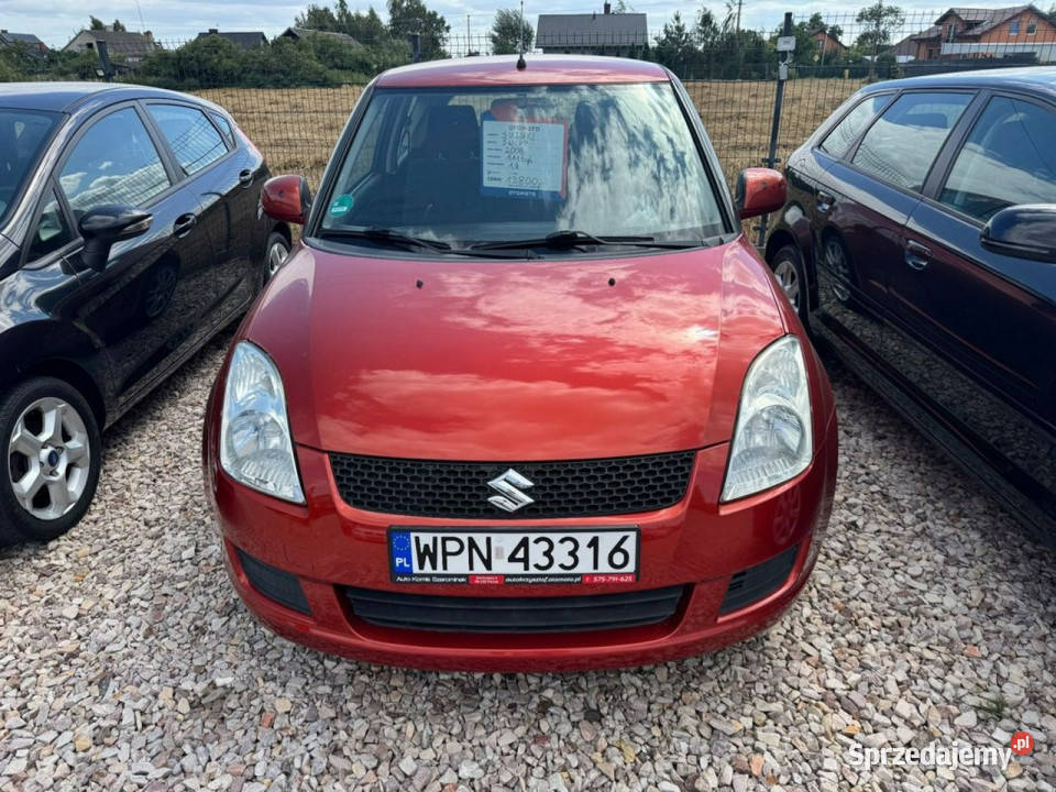Suzuki Swift Swift 13 benzyna 111 2koła Śliczny Swift Szerominek