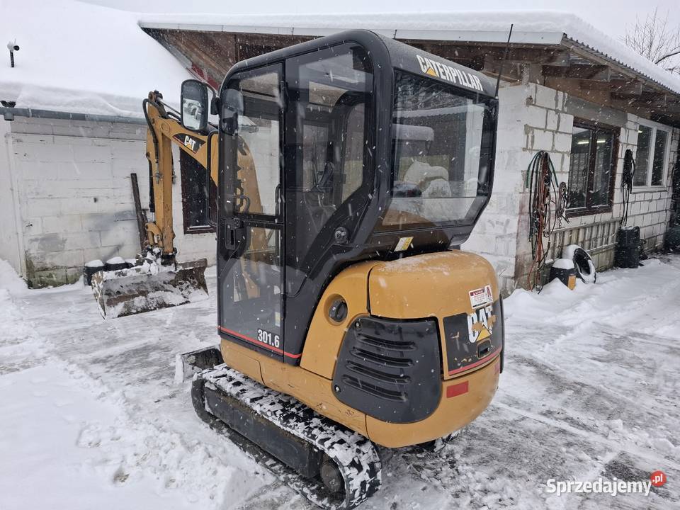 Mini koparka Caterpillar 3016 Biłgoraj