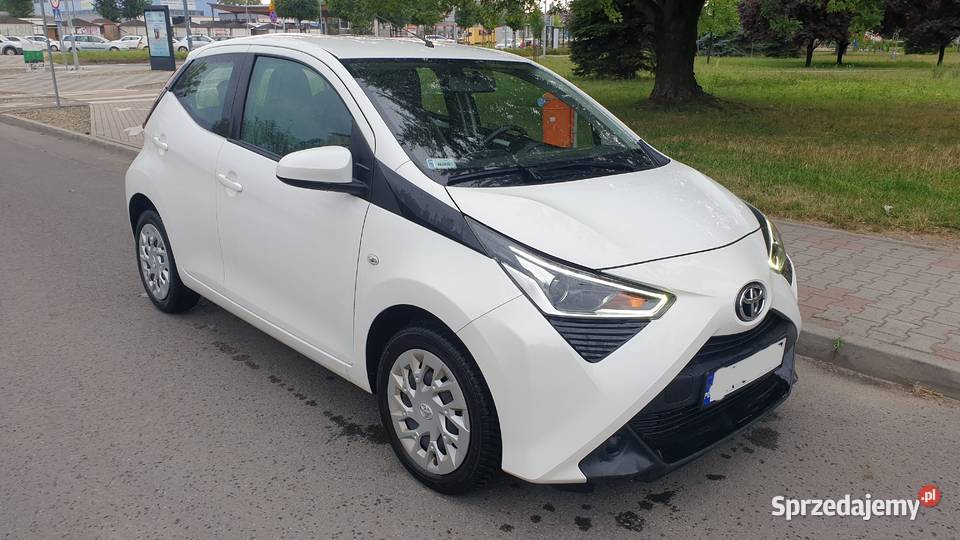 Stan idealny krajowa 1 właściciel automat benzyna Aygo