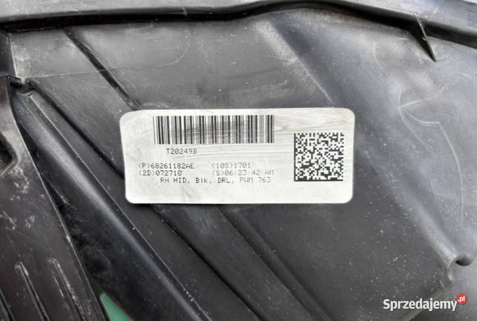 Lampa Przednia Prawa Dodge Durango 18r Xsenon z lubelskie Hrubieszów