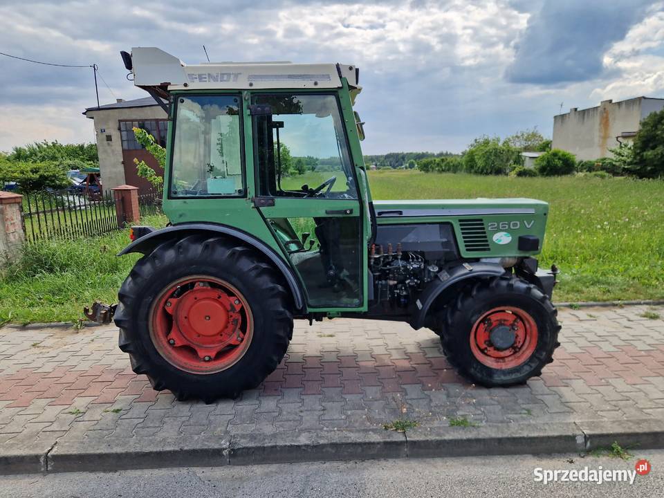 FENDT 260V sadownik sadowniczy 4x4 125 rewers Fendt łódzkie Zelów sprzedam