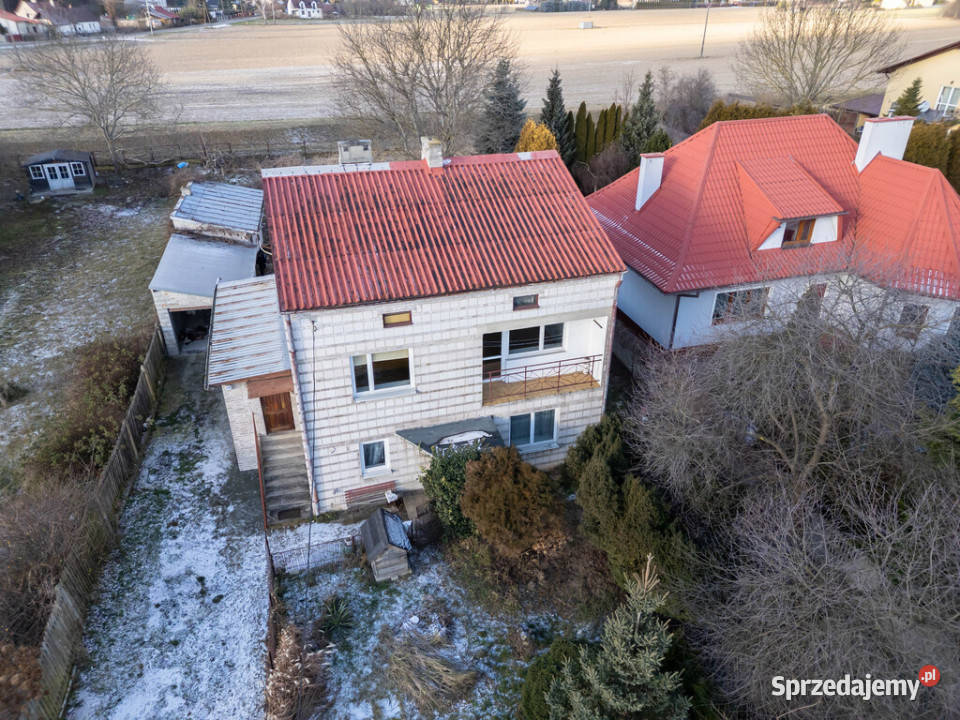 Dom 150m2 w mieście działka 949m2 Żeromskiego asfalt Ostrowiec Świętokrzyski