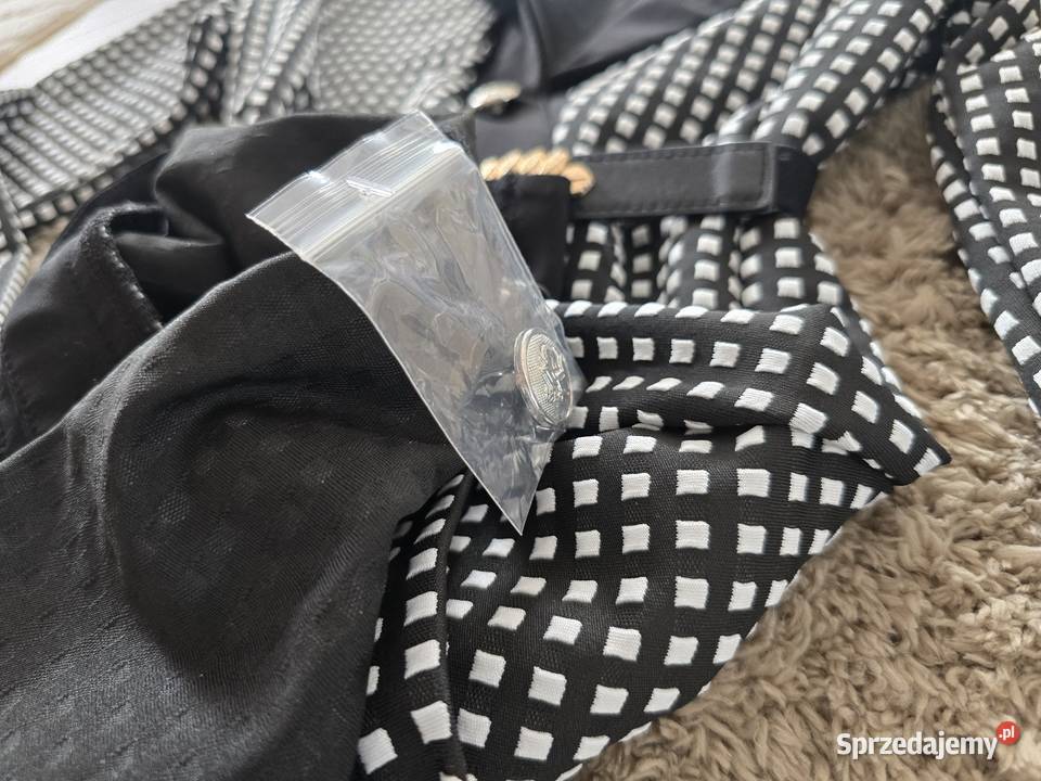 Sukienka biznesowa Ozdobne Guziki Rybnik