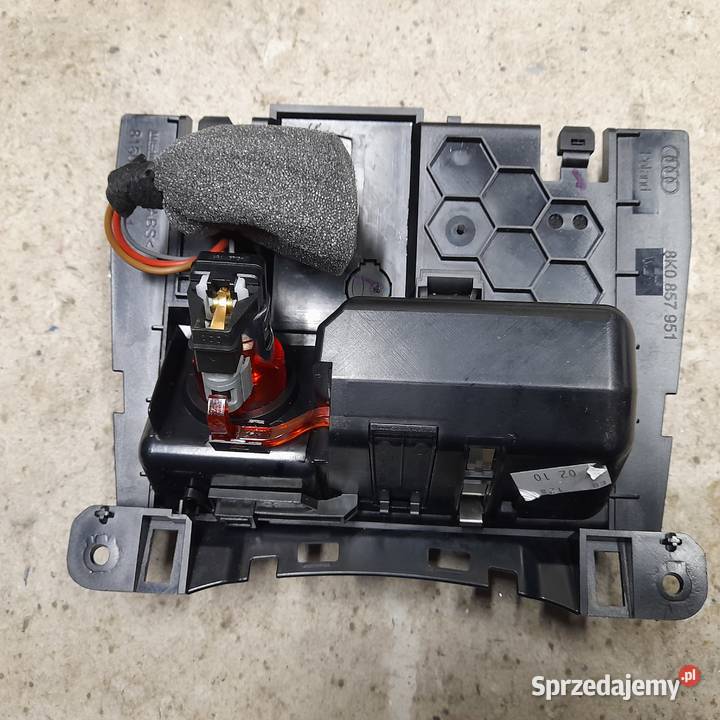 Audi A4 B8 popielniczka 8K0857951 Goleniów