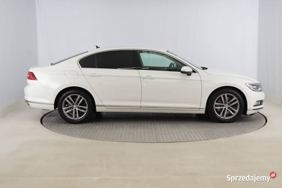 VW Passat 20 TSI przyciemniane szyby
