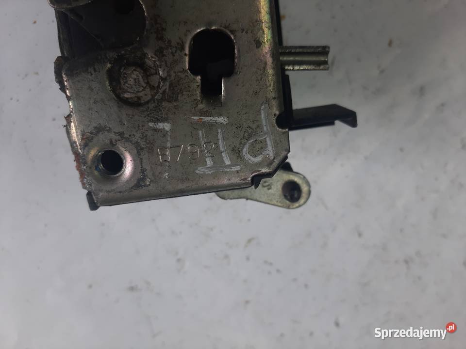 Zamek Drzwi Przód Lewy Fiat Punto II 2 Ksawerów sprzedam