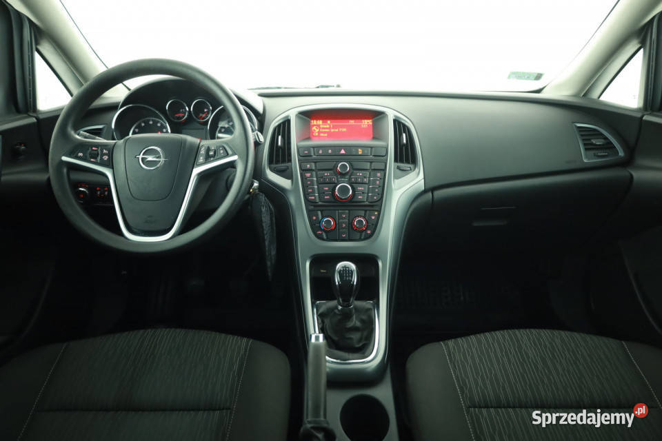 Opel Astra 14 T Piaseczno