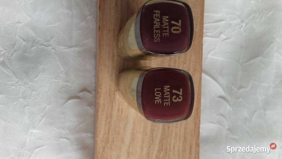 DWIE AMERYKAŃSKIE MATOWE POMADKI marka Milani wielkopolskie Piła