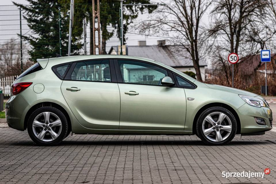 OPEL ASTRA