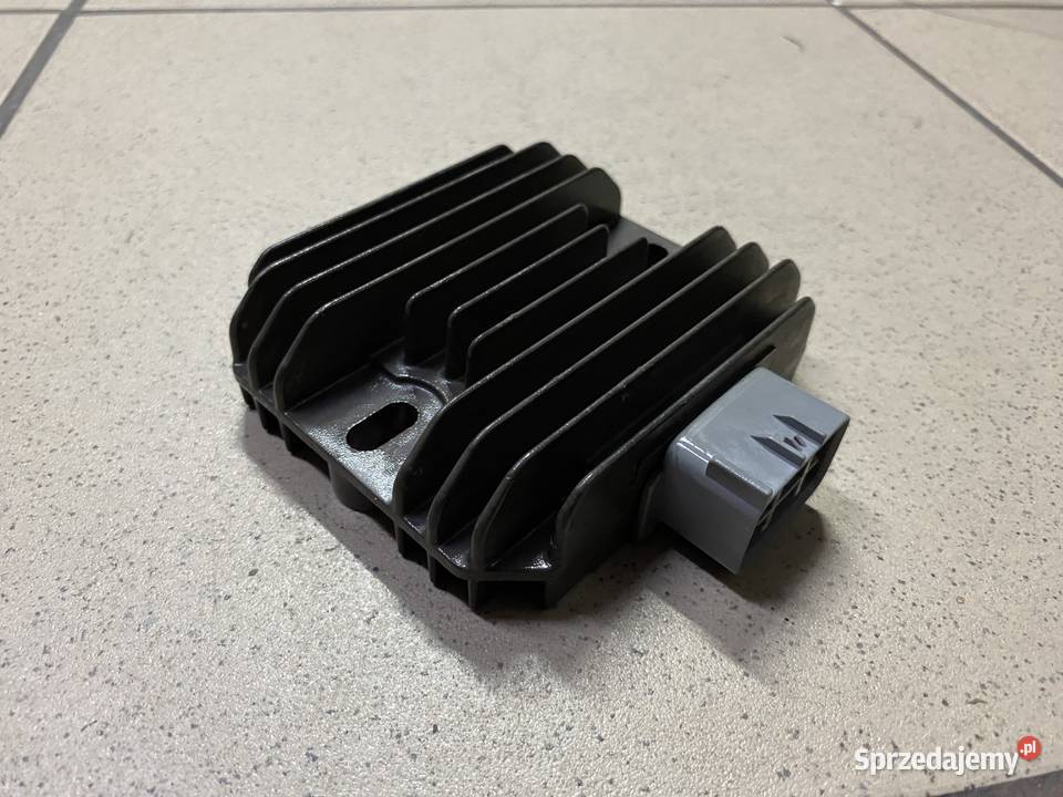 Regulator napięcia Suzuki Burgman 400 K7 Brzeszcze