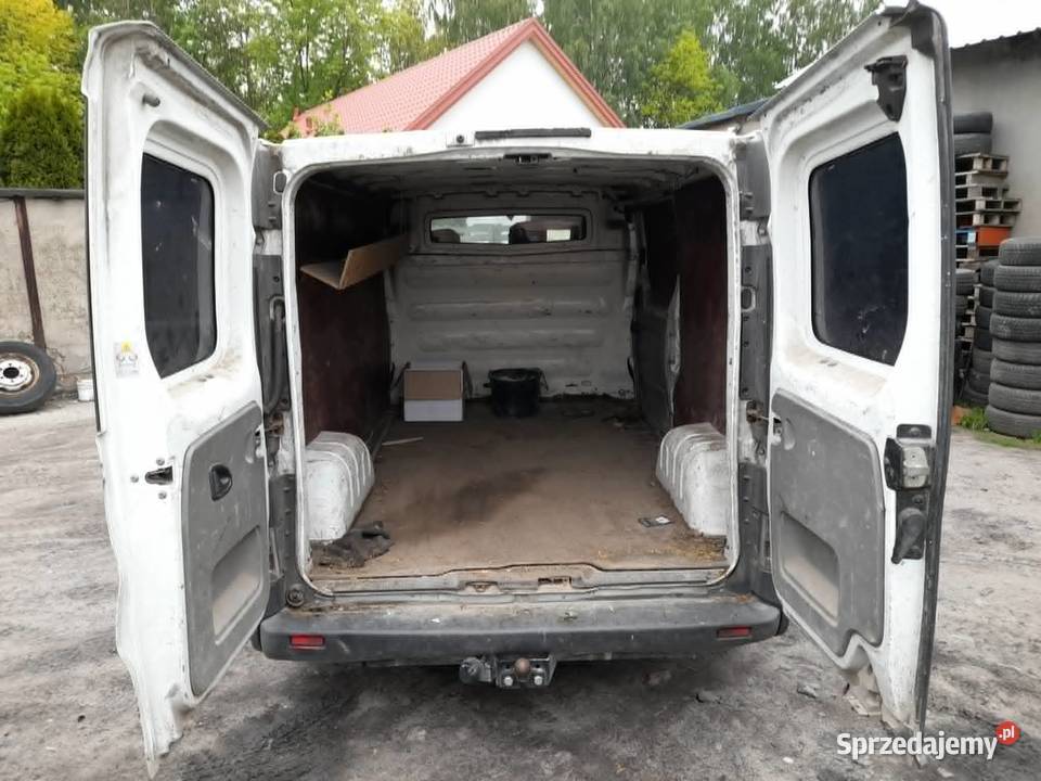 Opel Vivaro2002 r19 DTIUszkodzony SilniCałość 326258km Zduńska Wola