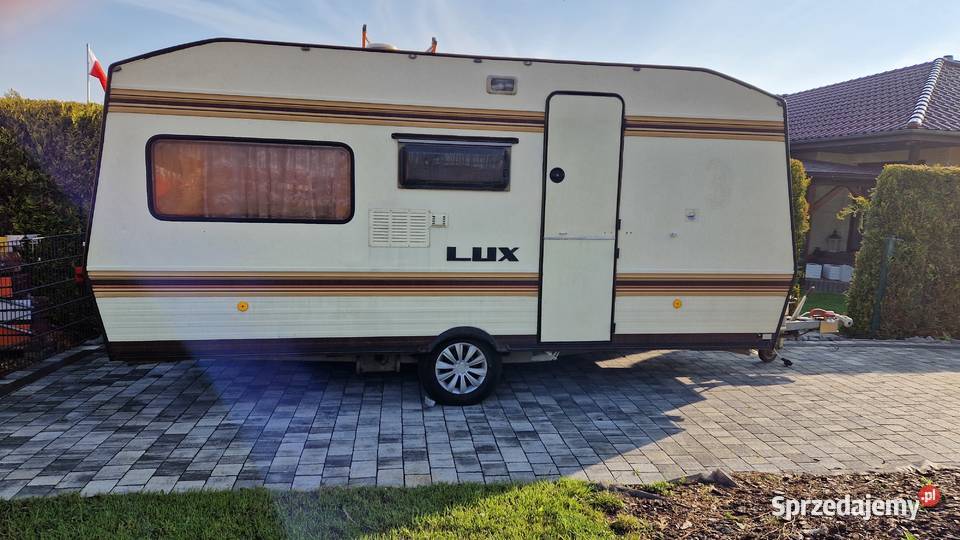 Przyczepa kempingowa czteroosobowa Lux opolskie Namysłów sprzedam