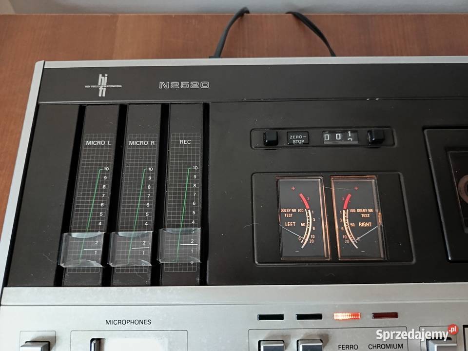 Magnetofon Vintage PHILIPS N 2520