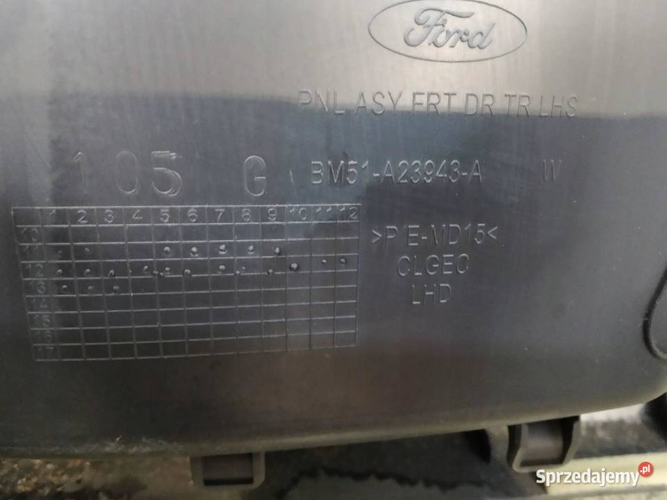 TAPICERKA BOCZEK PRZÓD TYŁ KPL KOMBI Ford Focus