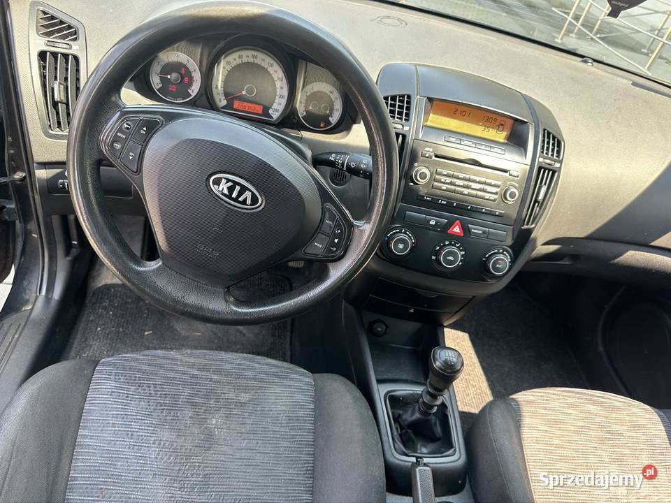 Kia Ceed 14 benzyna 2008r Rok produkcji 2008 Pilzno
