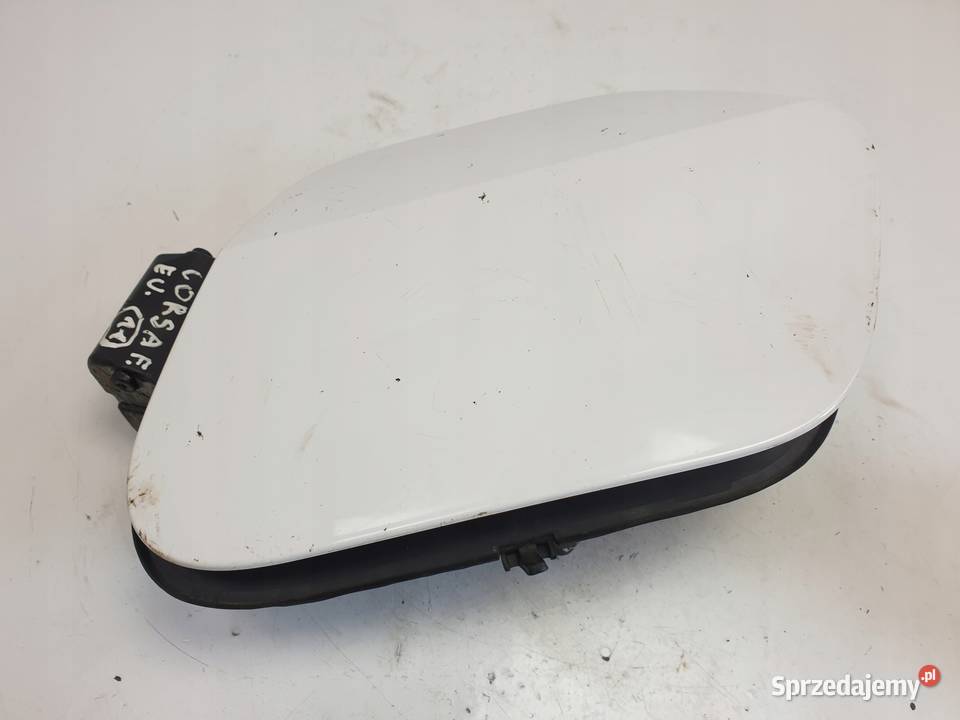 Opel Corsa F KLAPKA WLEWU PALIWA Wlew 39167574 Rudka