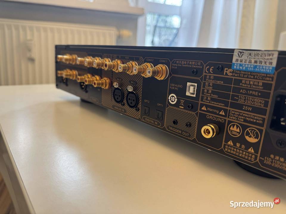 Tonewinner AD1PRE Przedwzmacniacz z DAC ESS9038