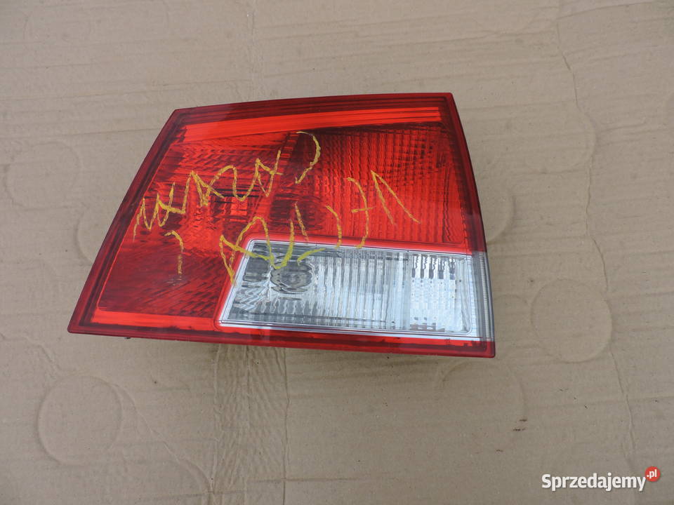 Lampa Klapy prawy tył opel vectra C Kombi Myszków
