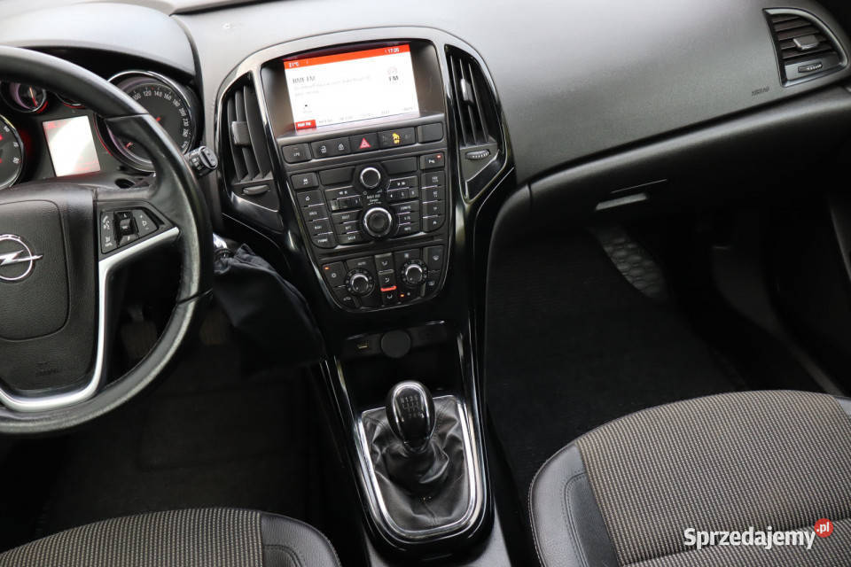 Opel Astra 14 T Zabrze