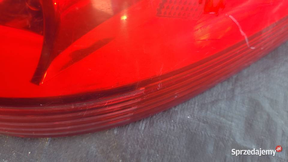 PEUGEOT 607 LIFT LAMPA PRAWY TYŁ Lampy tylne śląskie