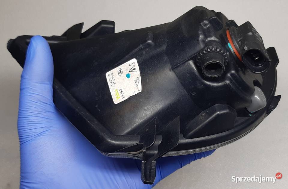 HALOGEN PRAWY FORD FIESTA MK6 0208 89210041 Oświetlenie Mielęcin