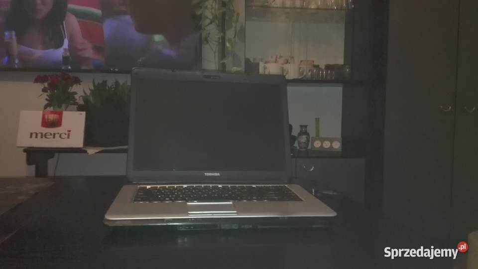 Sprzedam Używany sprawny laptop TOSHIBA Toshiba kujawsko-pomorskie Grudziądz