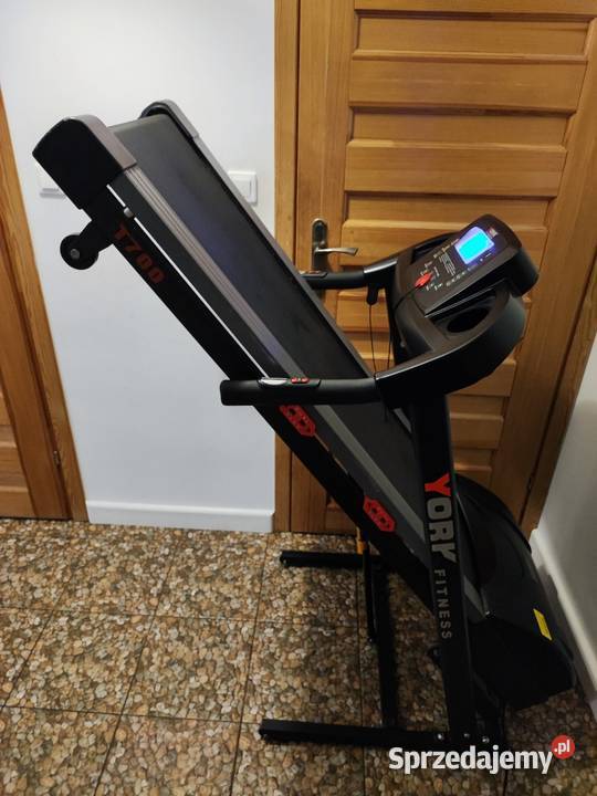 Bieżnia elektryczna York Fitness T700