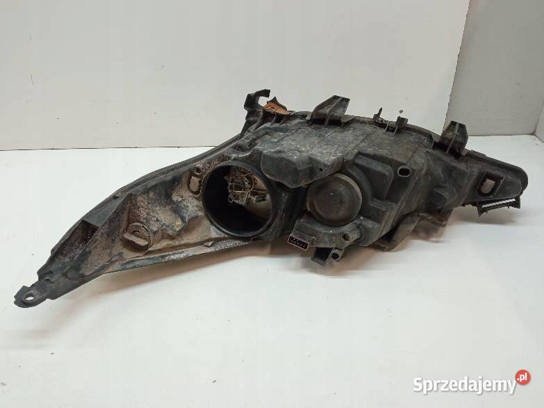 LAMPA PRZÓD PRAWA EU Peugeot 207 I 20062012