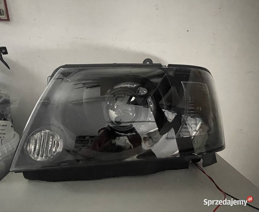 Reflektory Nissan Patrol Y61 GU4 biled Rok produkcji 2004 mazowieckie Warszawa sprzedam