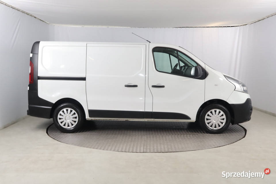 Renault Trafic 16 dCi 196923km Zabrze