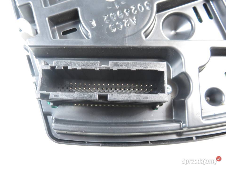 LICZNIK OPEL ZAFIRA B 19 CDTI13230576