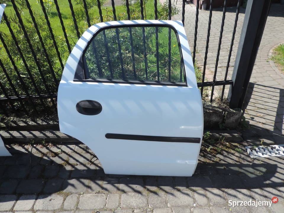 DRZWI PRAWY TYŁ OPEL CORSA C 5D Nowy Sącz