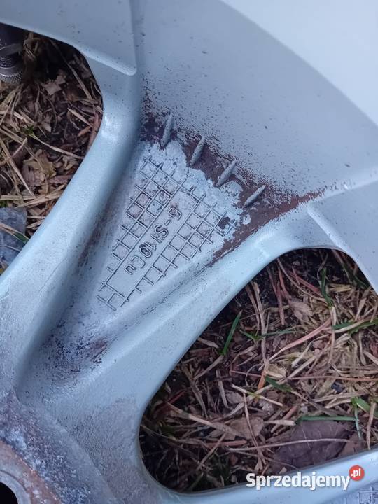 Sprzedam felgi aluminiowe Rzetnia