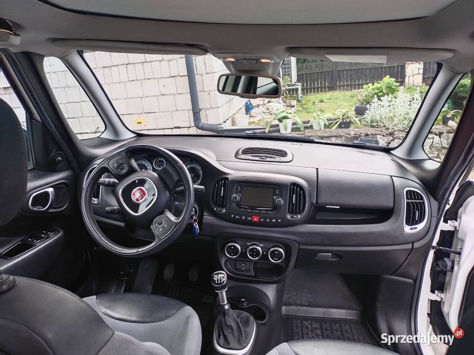 Sprzedam prywatnie FIAT 500L Lounge 16 MultiJet centralny zamek Przyłubsko