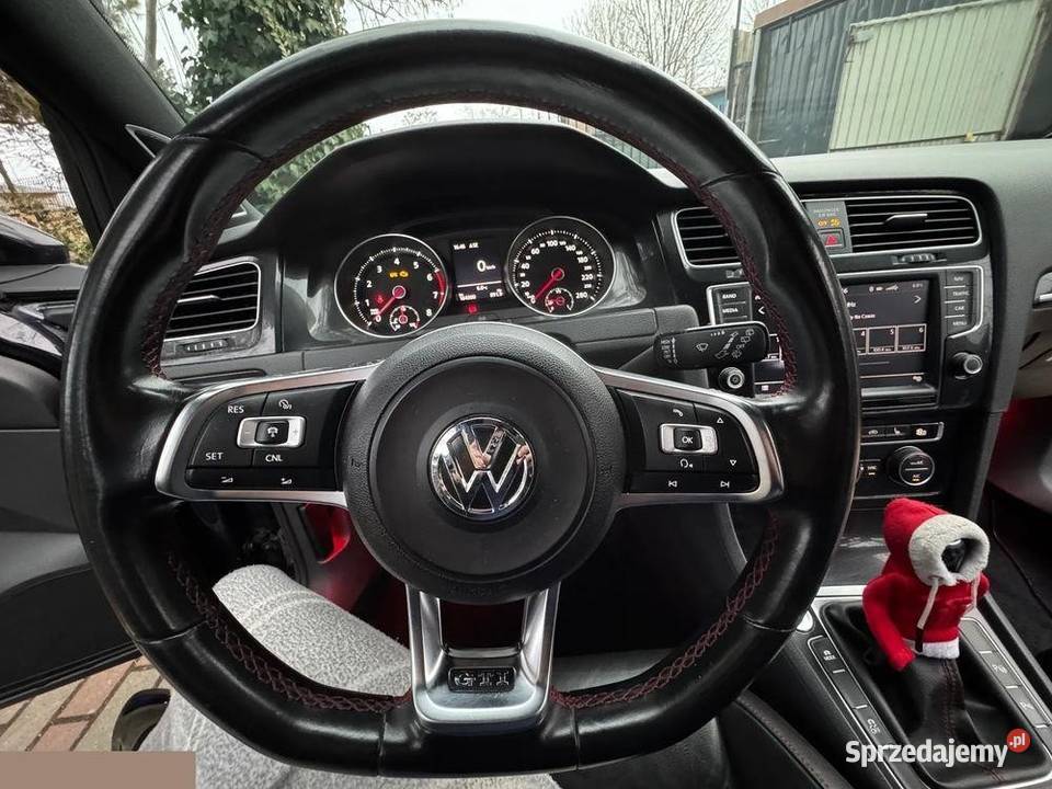 Volkswagen Golf VII 20 TSI BMT GTI 220 2016r Rok produkcji 2016 łódzkie
