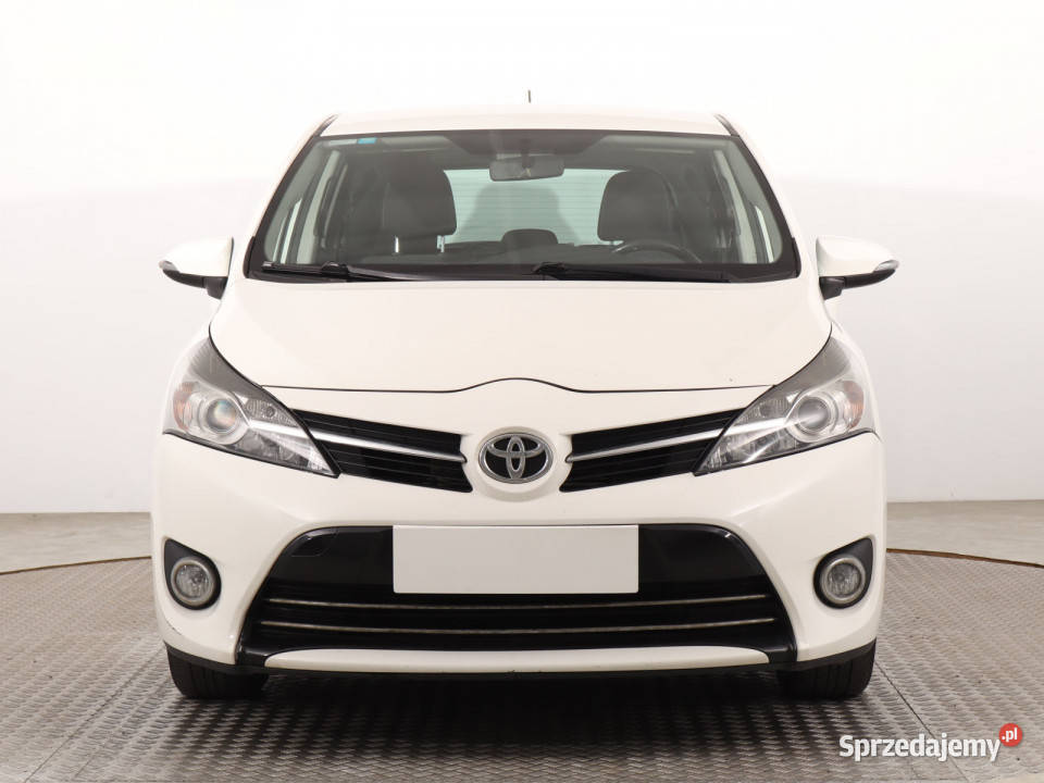 Toyota Verso 16 D4D manualna