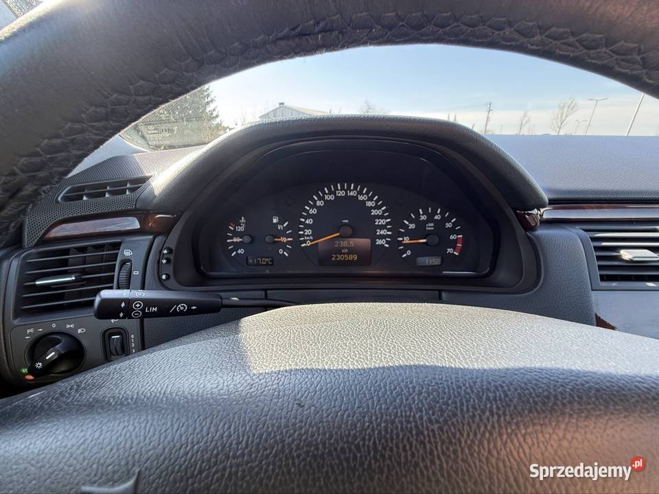 Mercedes W210 E klasa wolny korozji Sedan / Limuzyna Opole