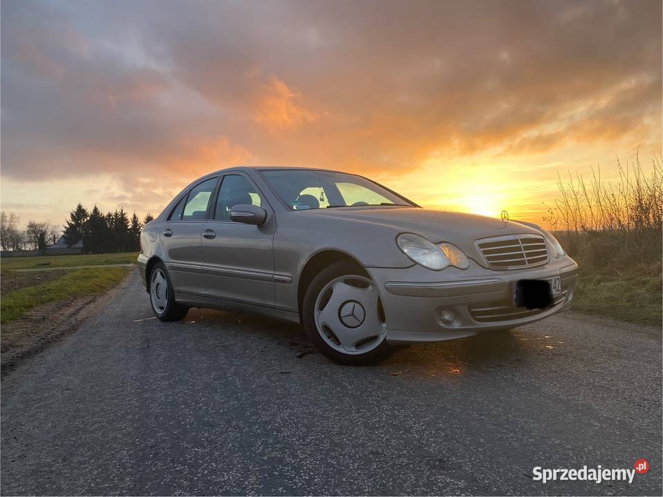 Mercedes W203 2005r lift benzyna awangarde nieuszkodzony Klasa C Lubin sprzedam