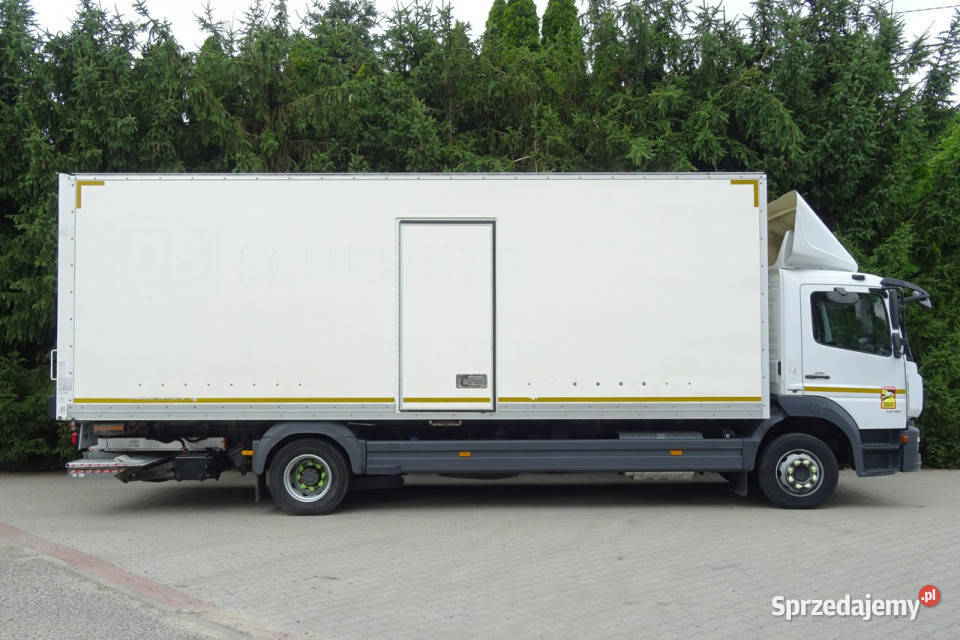 Mercedes Atego 1218 Euro6 323 Kontener 18p winda Góra Kalwaria