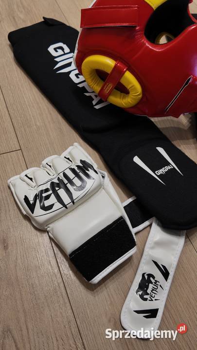 Zestaw treningowy MMA rękawice Venum kask Łódź