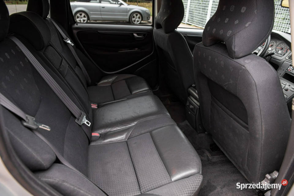 Volvo V70 24i 140 Super Stan Opłacony II kurtyny powietrzne mazowieckie Zwoleń